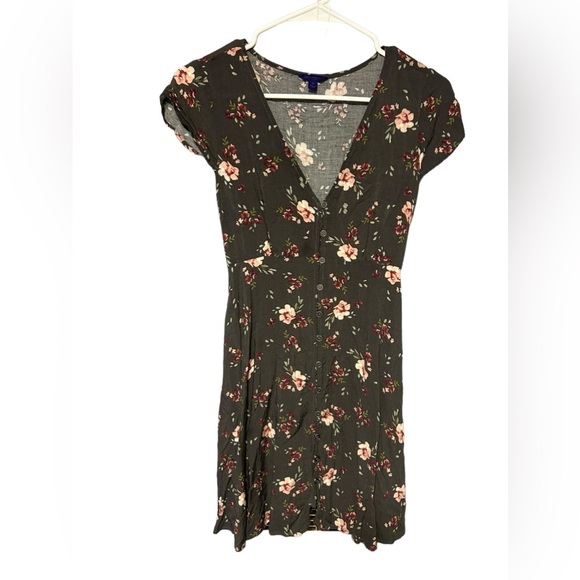 Aeropostale Dresses & Skirts - Aeropostale Womens Floral Mini Cap Sleeve Medium